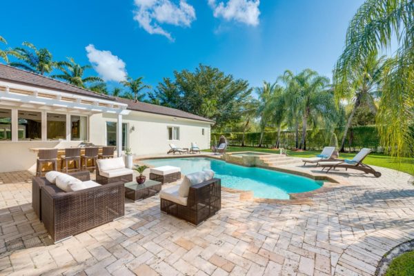 6090 SW 112 Th Street - Pinecrest home for sale