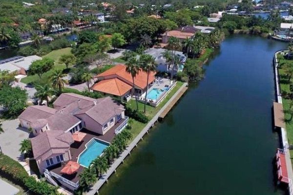 3 Excellent Miami Neighborhoods For Raising a family. 3 Excellent Miami Neighborhoods For Raising a family.