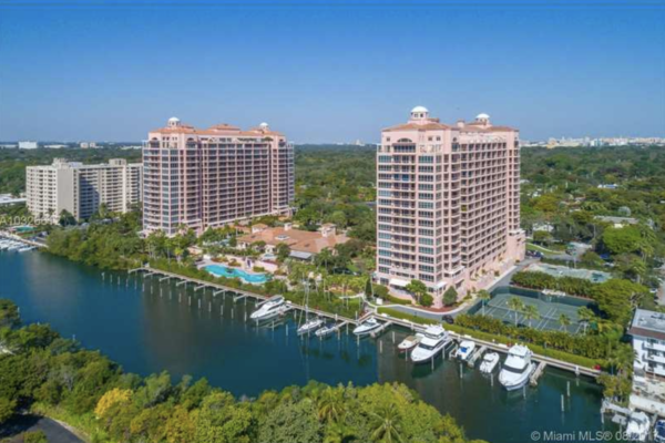 Miami Condos with boat slips Miami Condos with boat slips
