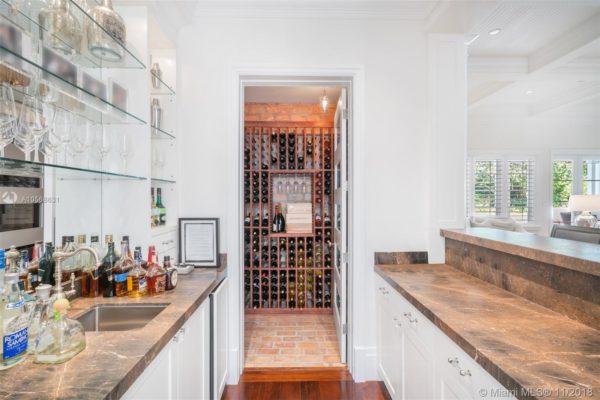 What is the Value of Coral Gables Homes Vs Pinecrest Homes?
