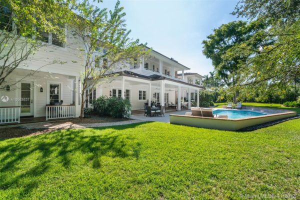 What is the Value of Coral Gables Homes Vs Pinecrest Homes?
