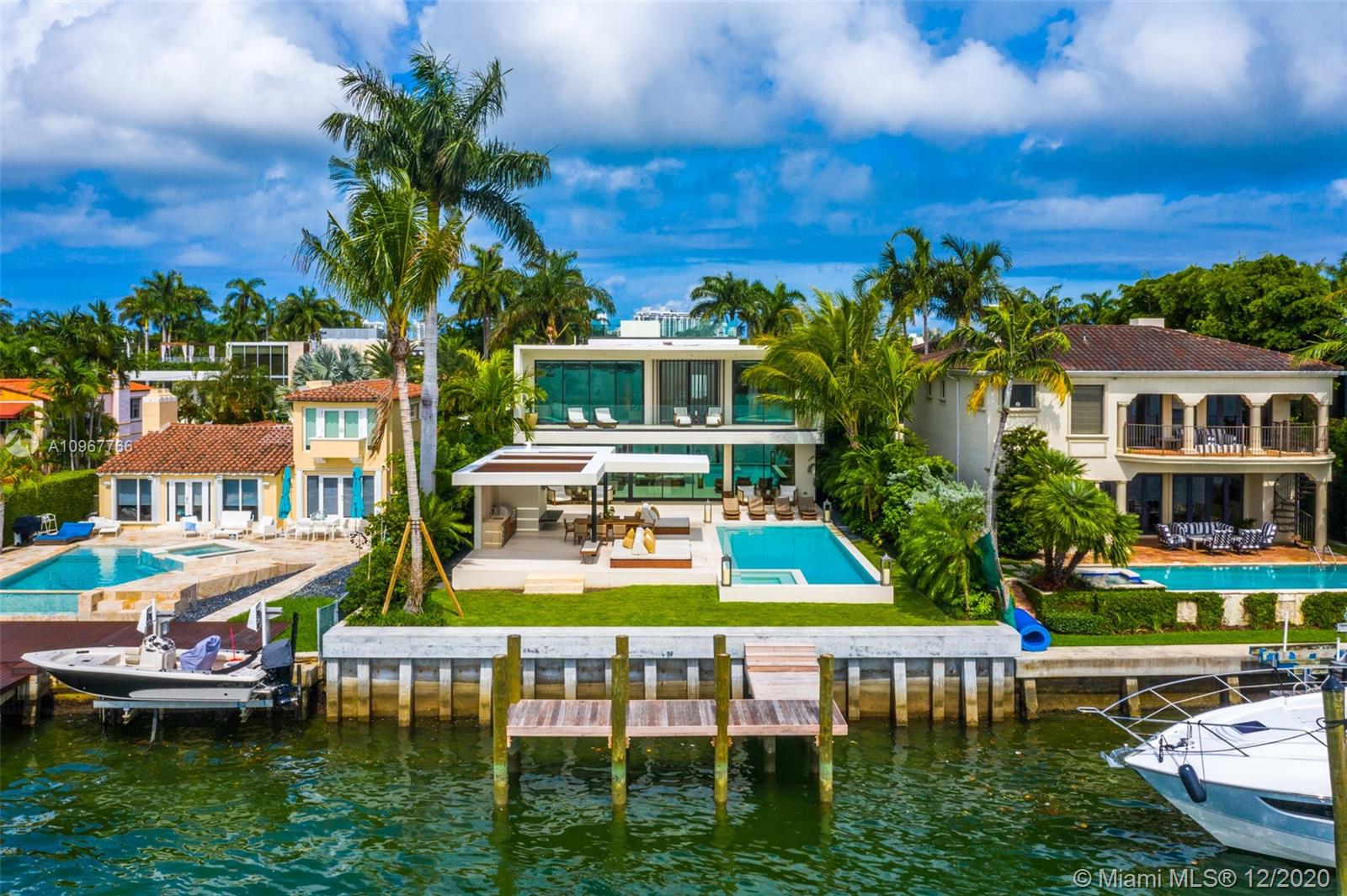 The Best Waterfront Homes for Sale in Miami