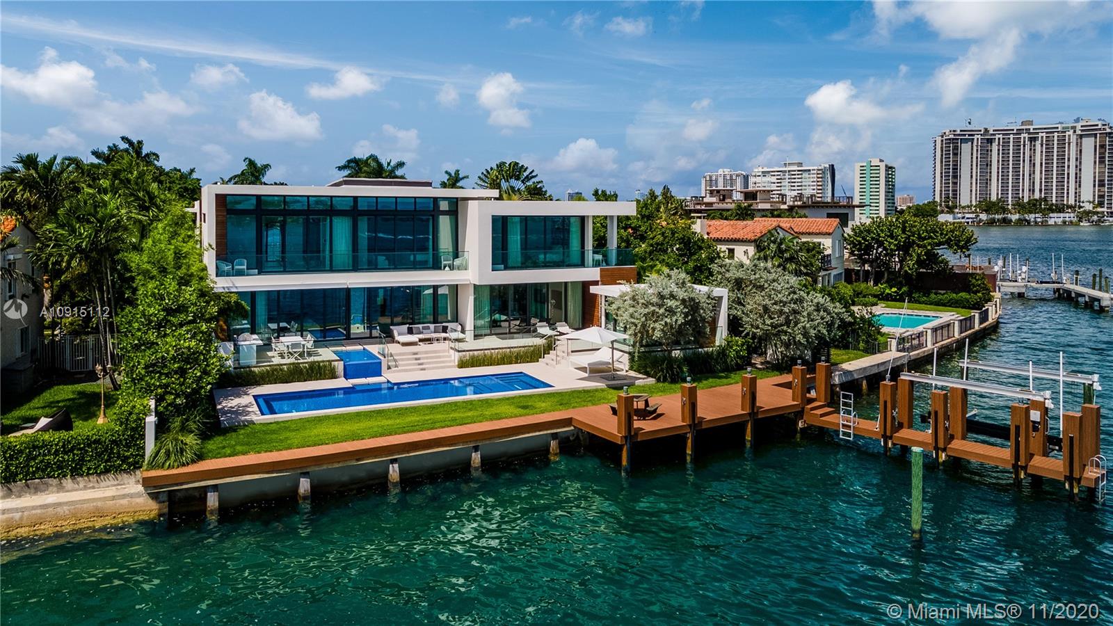 The Best Miami Waterfront Homes for Sale