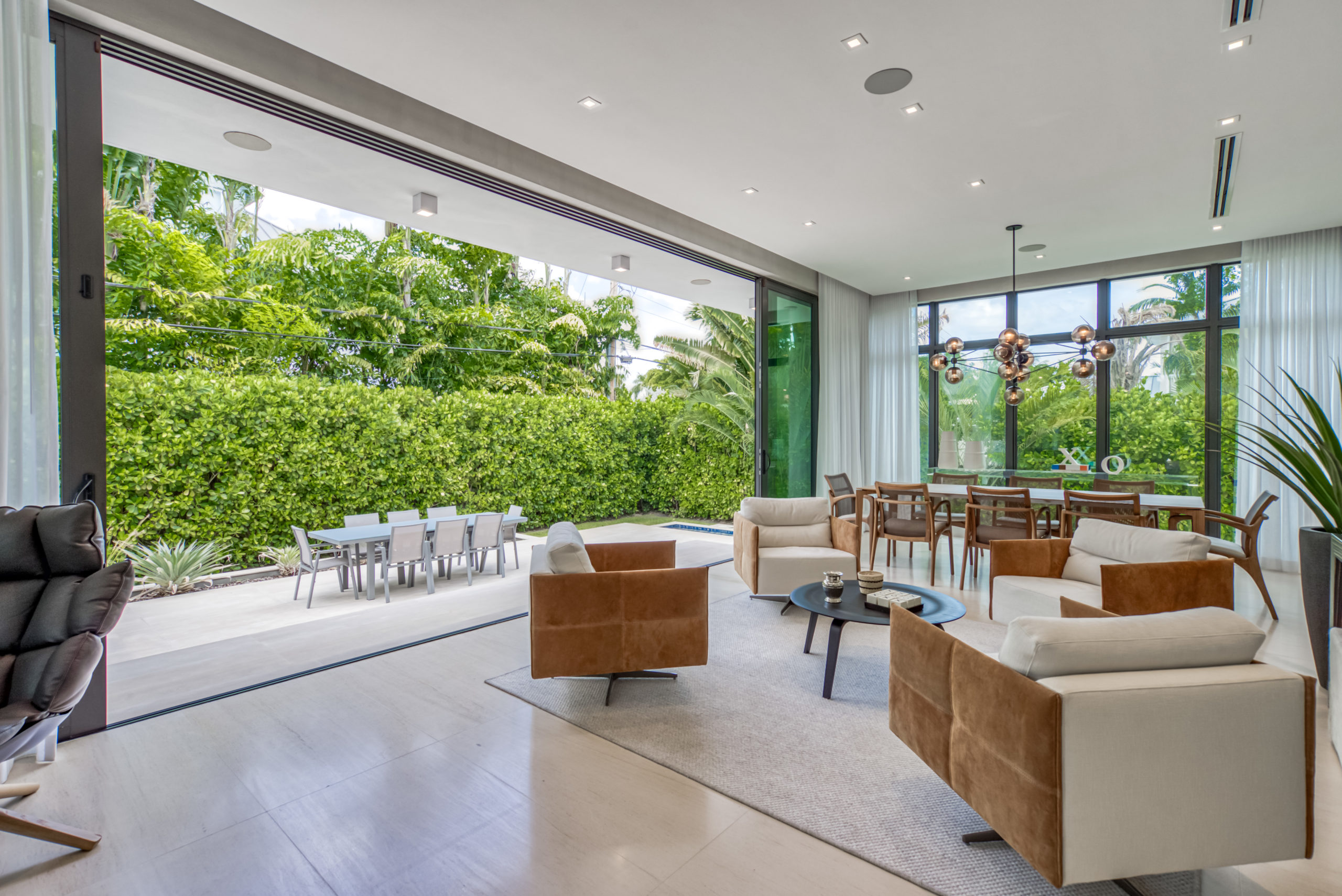 Ready to make the move to Miami? We have the Perfect Miami Relocation Home for you. Its new, its custom-build and can be sold turn-key