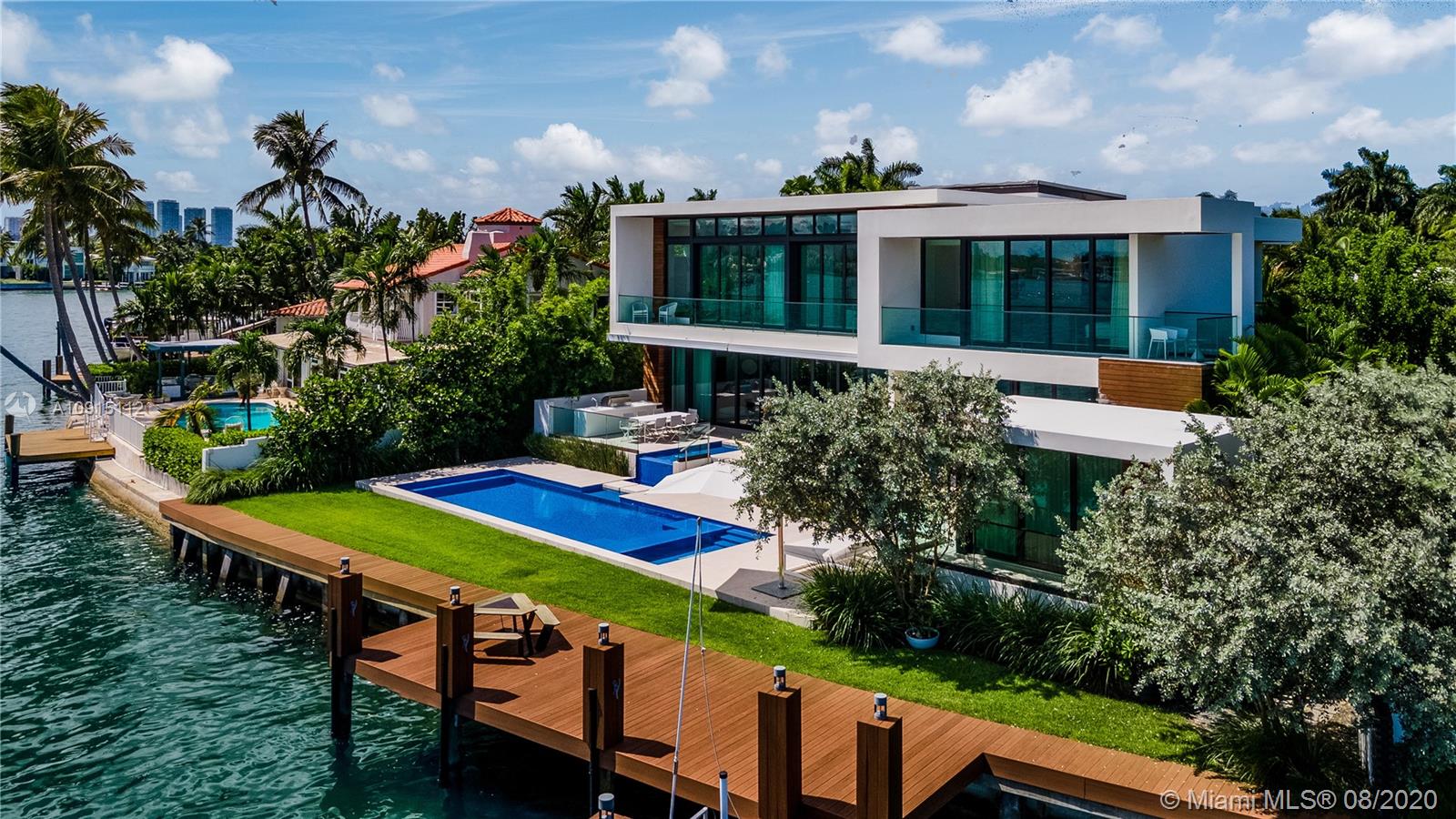 The 5 Best Venetian Islands Homes for Sale in 2021 David Siddons Group