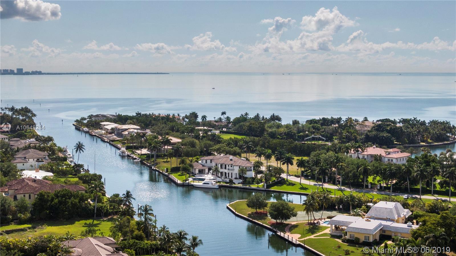 The Coral Gables Real Estate Market Report for Q4 2020. Coral Gables Homes for Sale are very desired, but what to Expect Going into 2021?