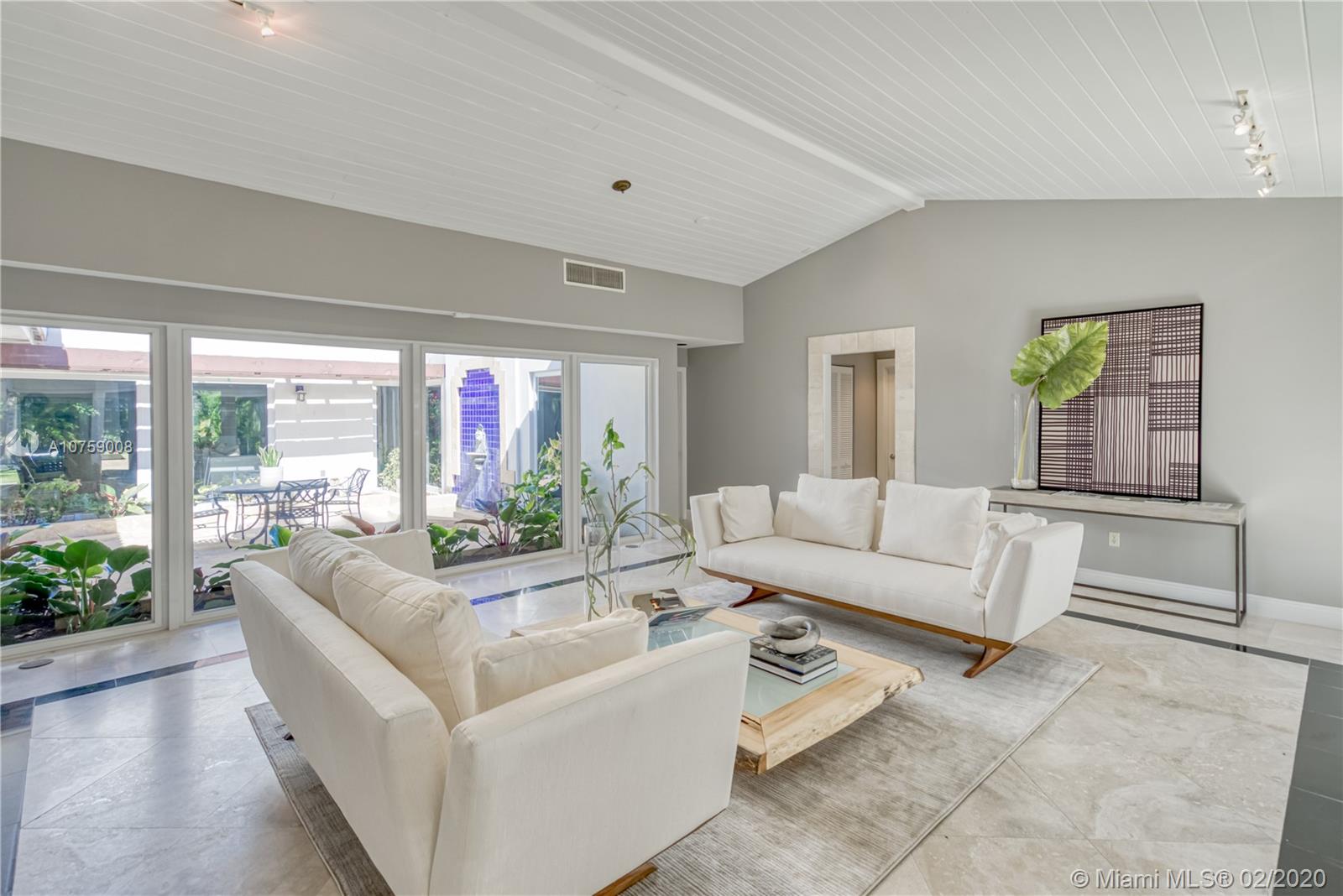 8 Signs You Should Sell your Coral Gables Home in 2021 to Get Top Dollar 8 Signs You Should Sell your Coral Gables Home in 2021 to Get Top Dollar