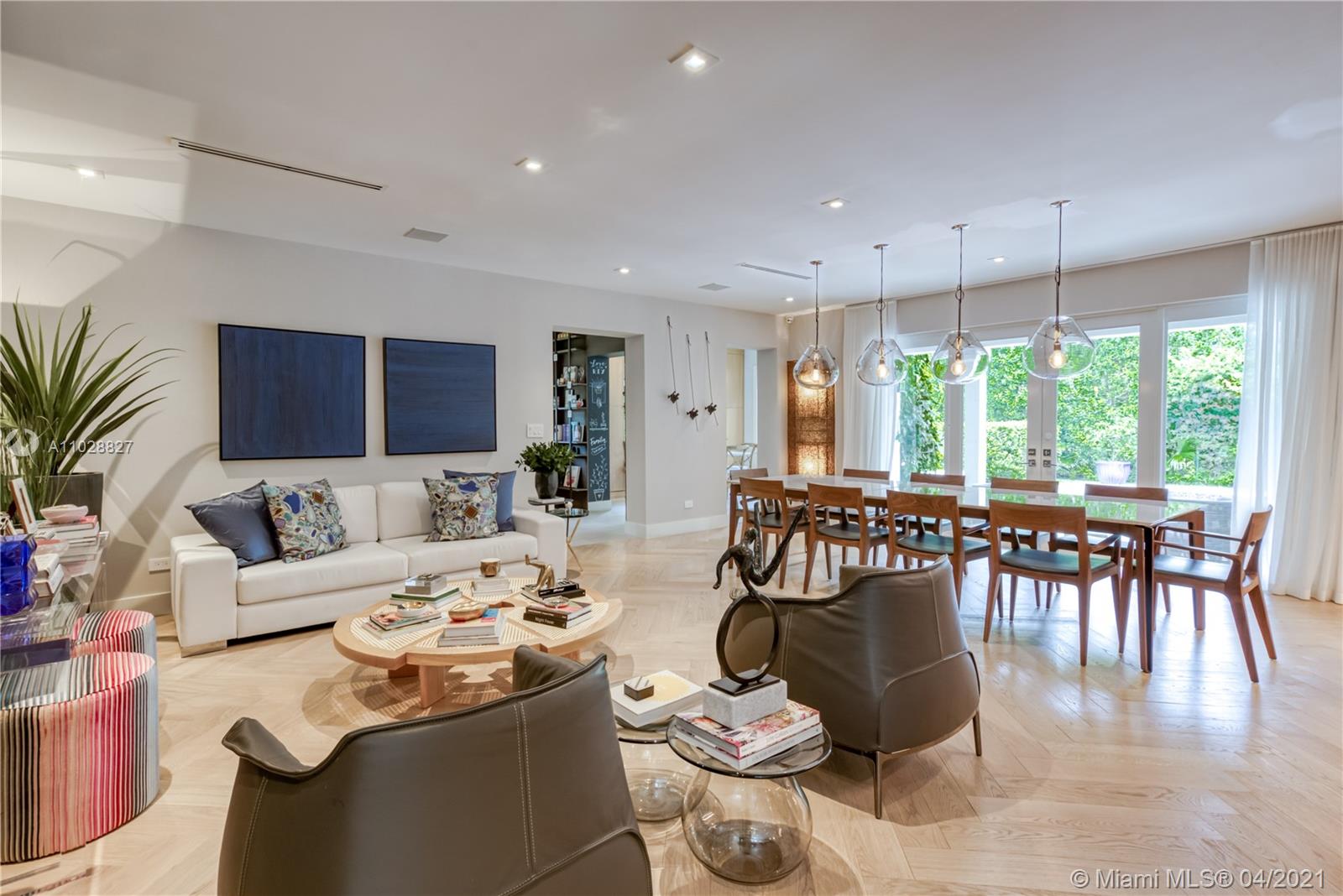 Selling Your Coral Gables Home | How to Capitalize on a Strong Market without Overpaying for your Next Home?
