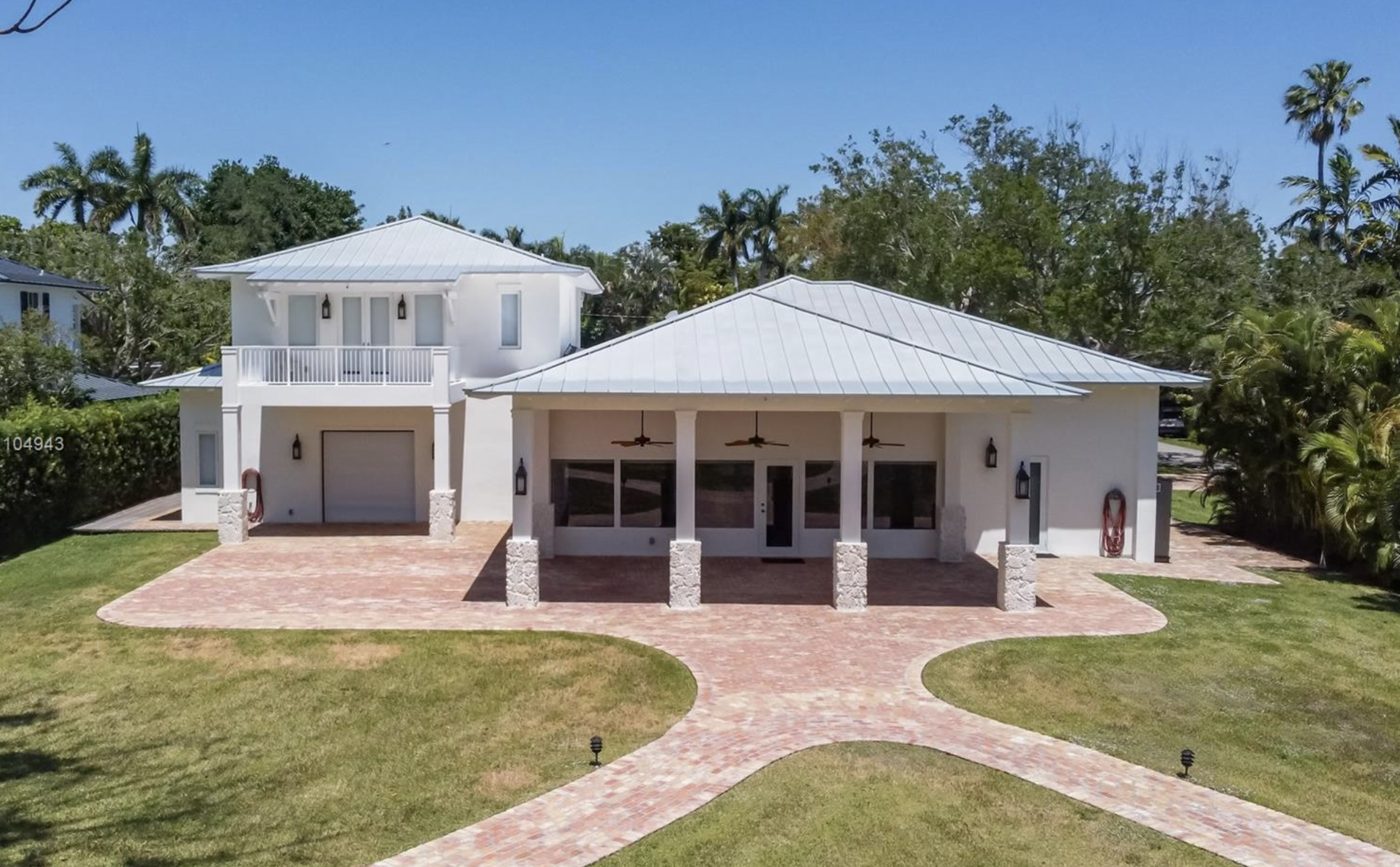South Miami Real Estate Report Q4 2021 South Miami Real Estate Report Q4 2021