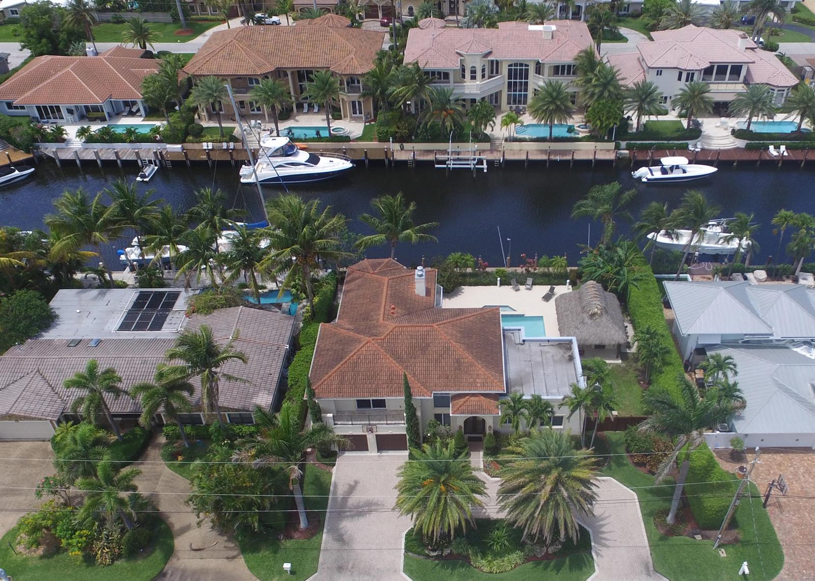 Moving to Florida? Read Why Lighthouse Point is One of Florida's Most Sought-After Markets. Market information and insights from local