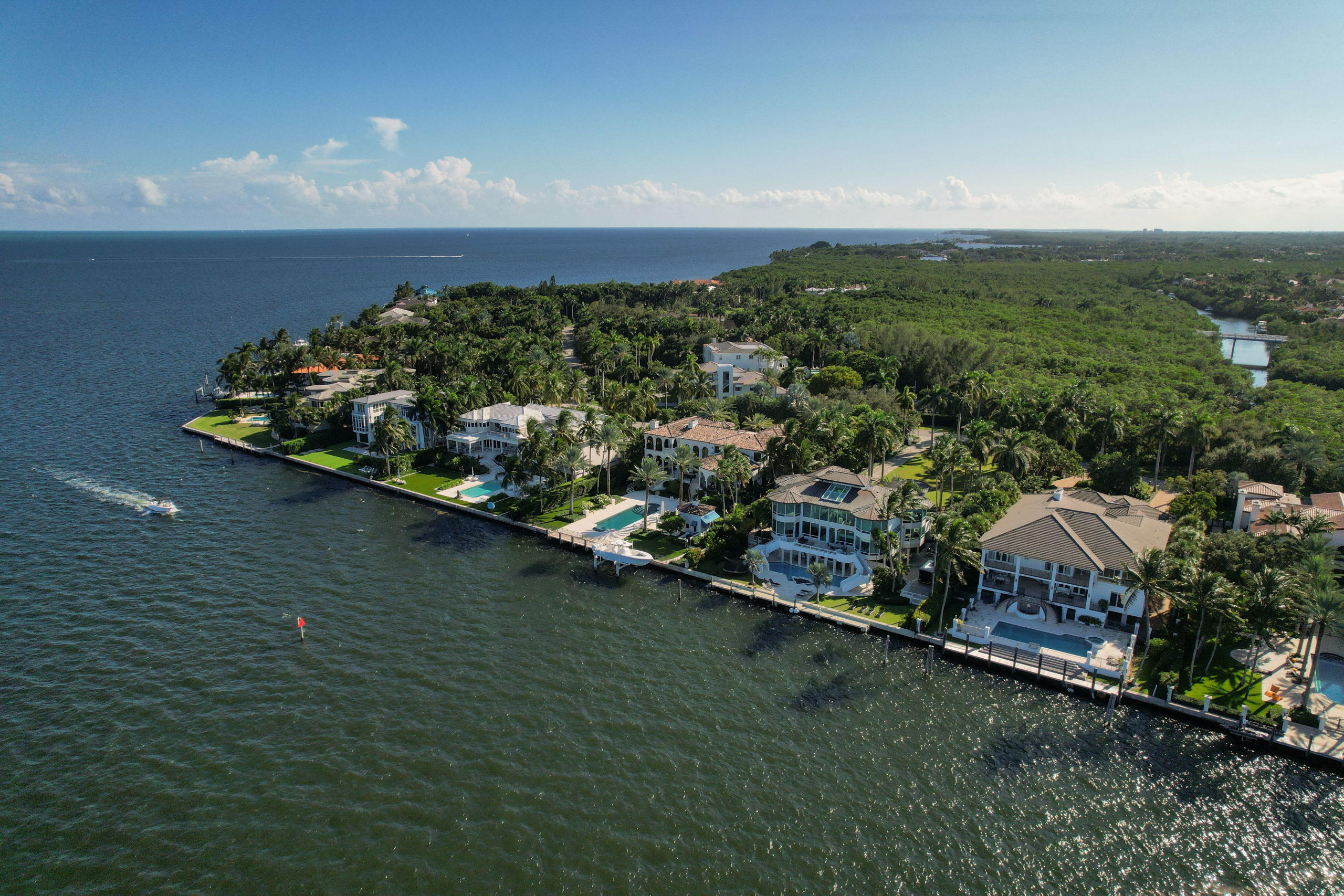 Miami Mansions for Sale | Where to Find the Best Mansions for Sale in Miami DSG