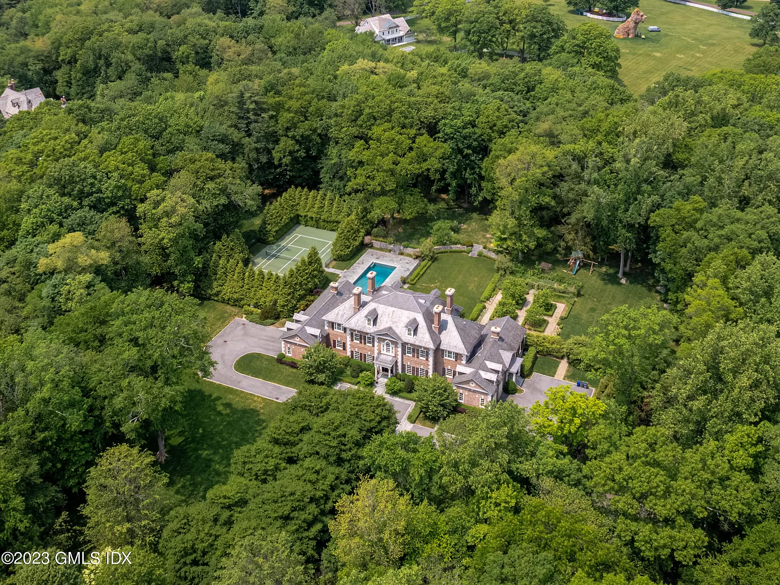 Luxury Real Estate Trends and Observations for 2024 Luxury Real Estate Trends and Observations for 2024
