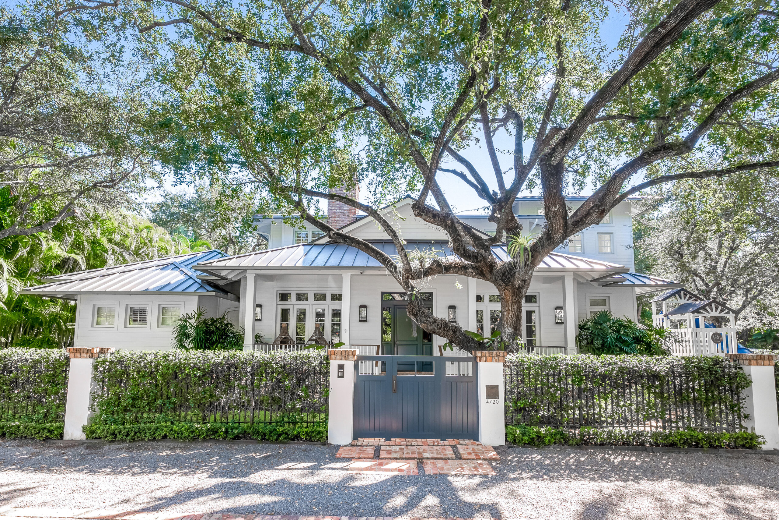 2025 Miami Real Estate Market Trends | Top 10 Questions Answered: Trends in Inventory, Pricing, Buyer Profiles & What’s Selling (or Not) 2025 Miami Real Estate Market Trends | Top 10 Questions Answered: Trends in Inventory, Pricing, Buyer Profiles & What’s Selling (or Not)