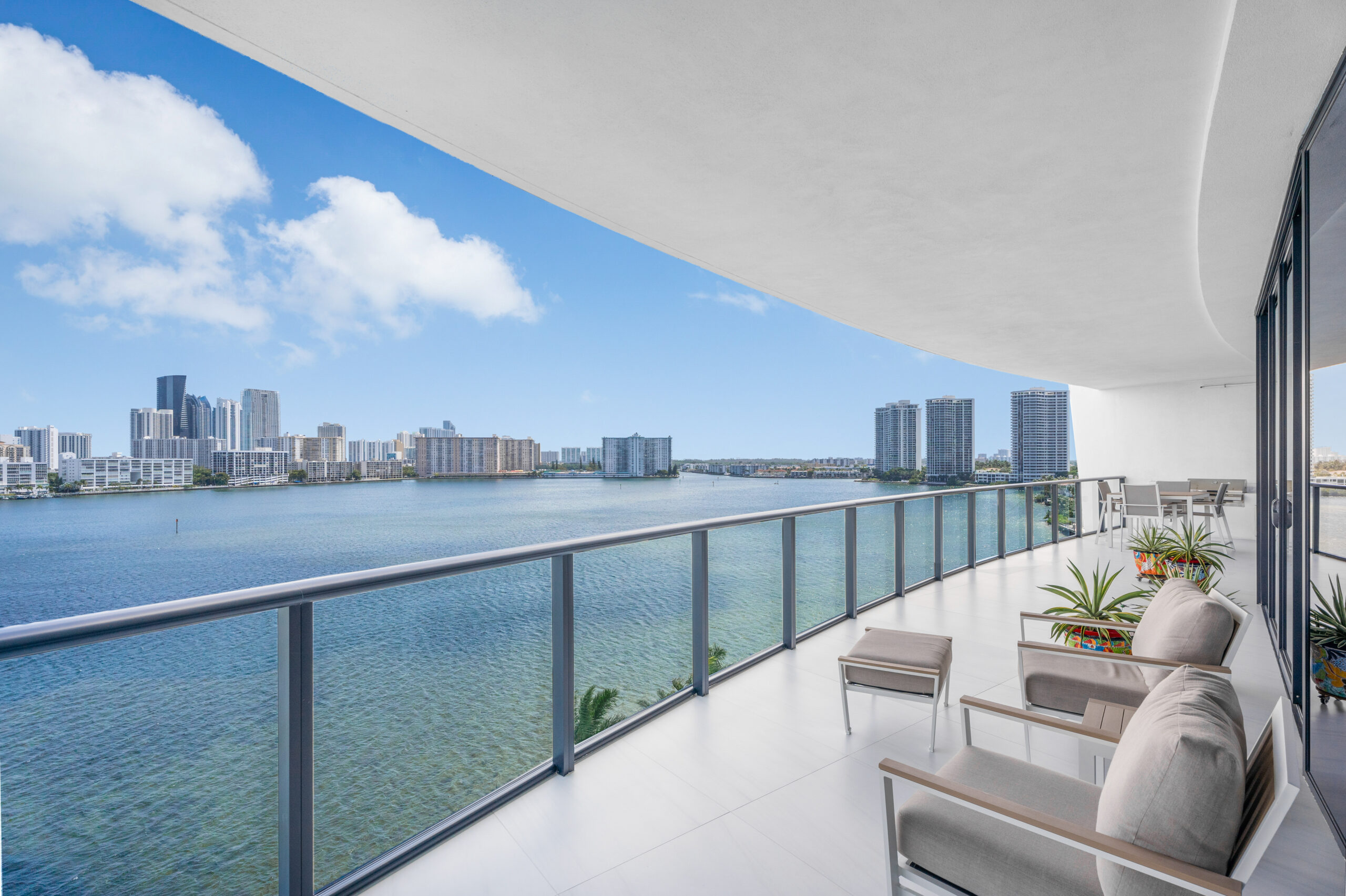 What are the Top 5 Aventura Luxury Condos? A curated look at Aventura’s best luxury condos, analyzing lifestyles, floor plans & performance. What are the Top 5 Aventura Luxury Condos? A curated look at Aventura’s best luxury condos, analyzing lifestyles, floor plans & performance.